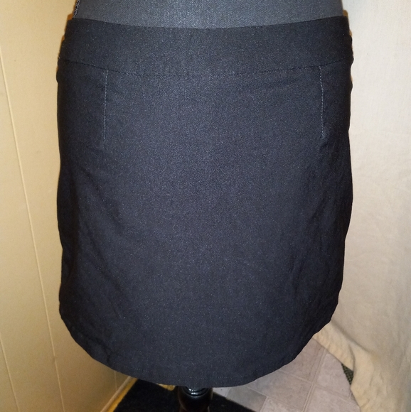 Coconut Row black skort size 2p - Picture 6 of 9
